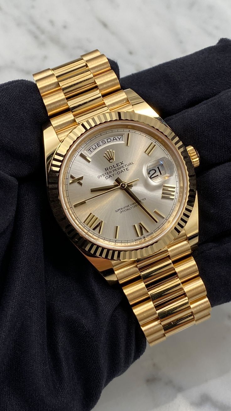 Rolex Day-Date Gold Silver Dial, 40 mm